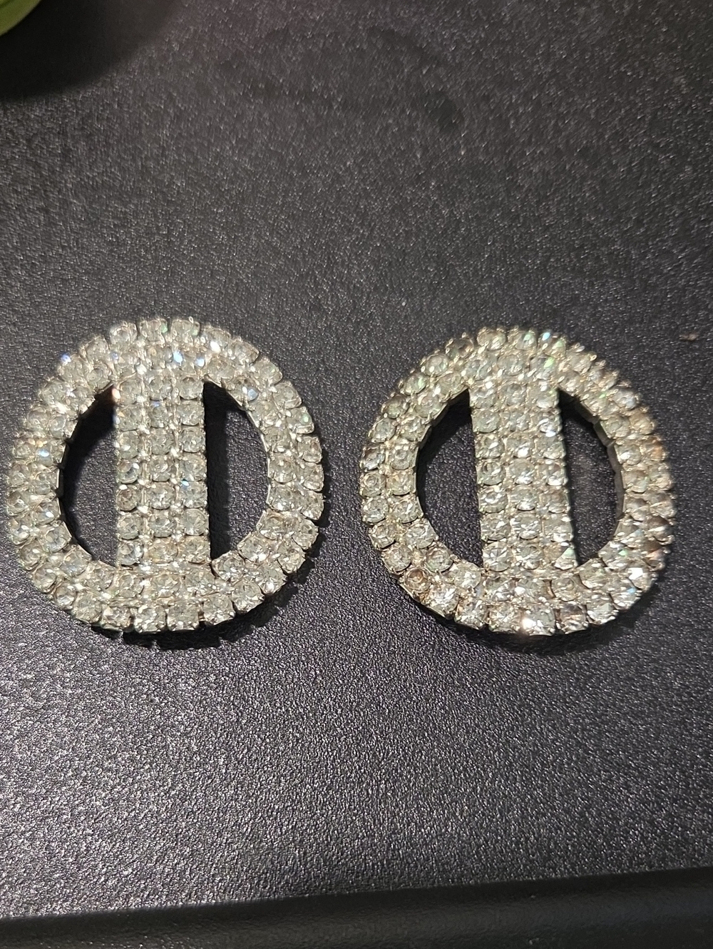 Crystal Circle Statement Shoe Clips - Silver Rhinestone - Picture 1 of 6
